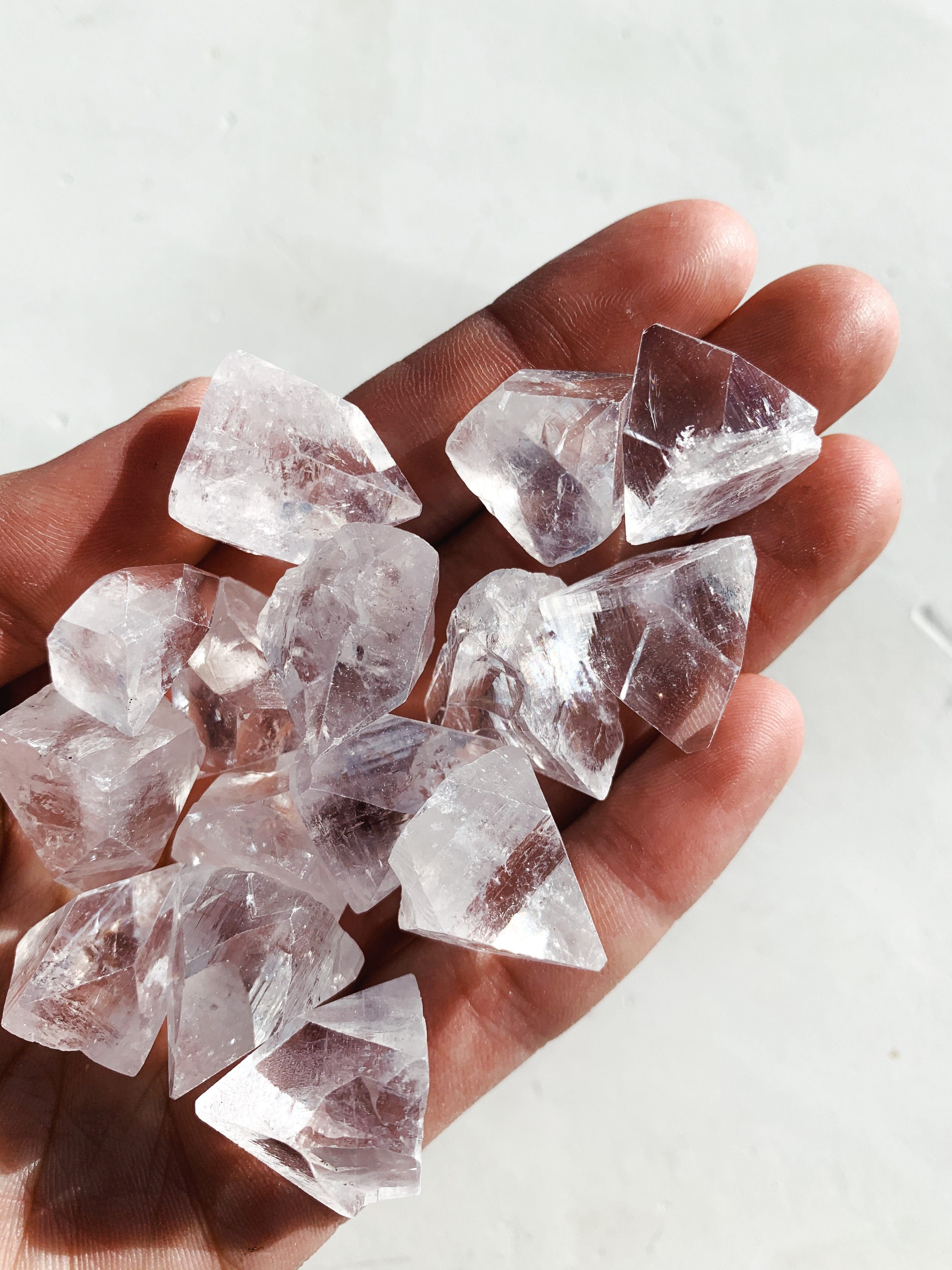 Apophyllite Point Tumble – Intuitively Chosen tumbled Medium cleanse & co.