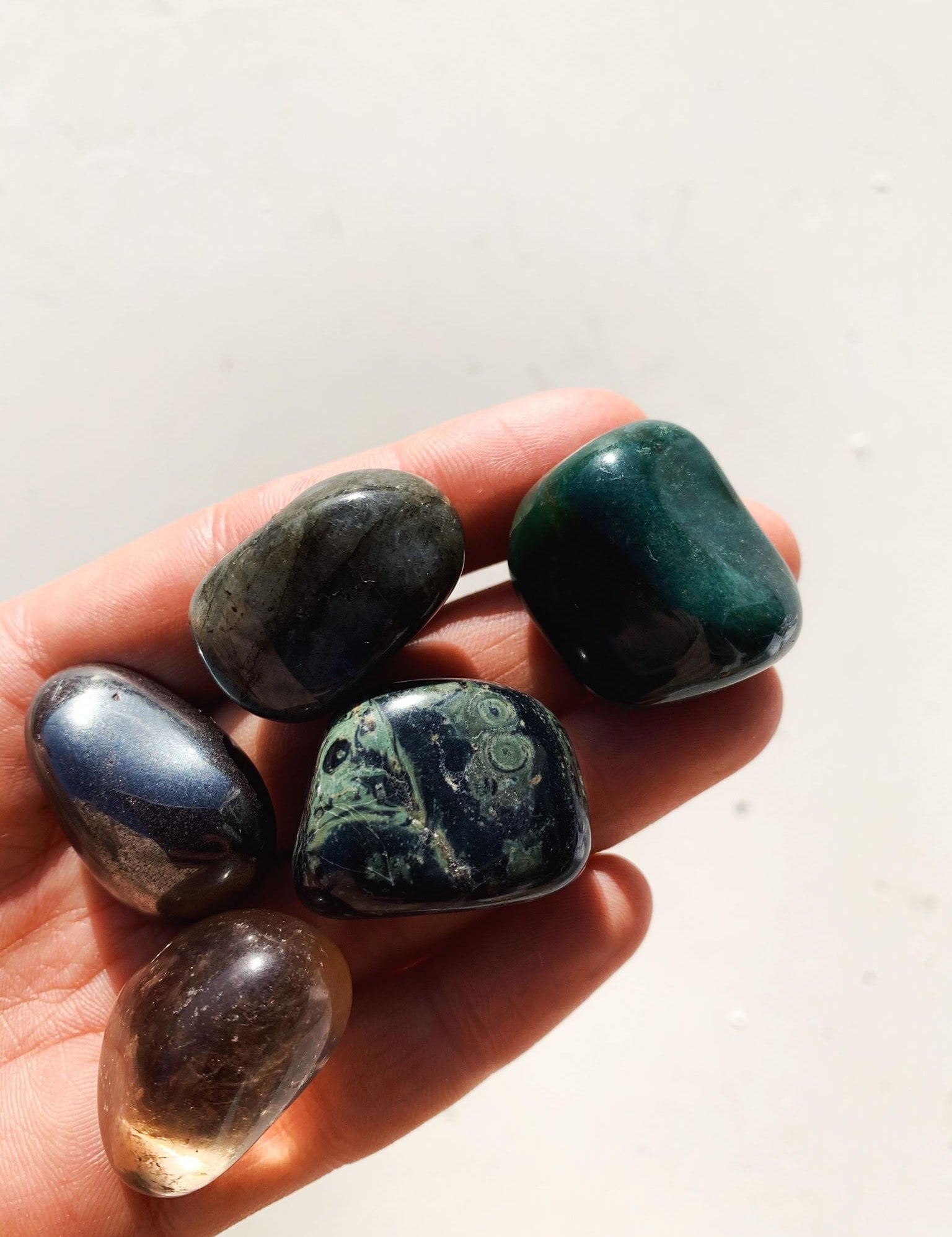 Present Crystal Kit – Meditation crystal kit cleanse & co.